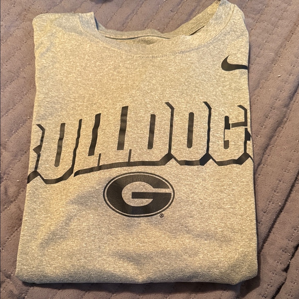 Nike Gray Bulldogs Tee